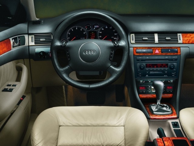 Audi A6 (1997-2005) С5