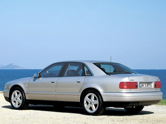 Audi A8 (1994-2002) D2