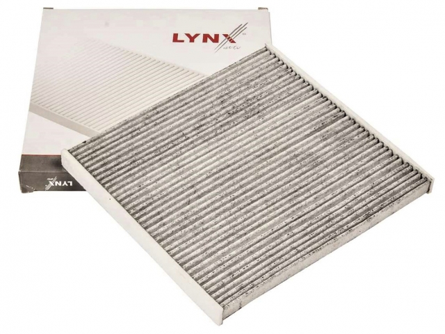 Фильтр салонный LYNXauto LAC-1925C (CUK 22 011) угольный