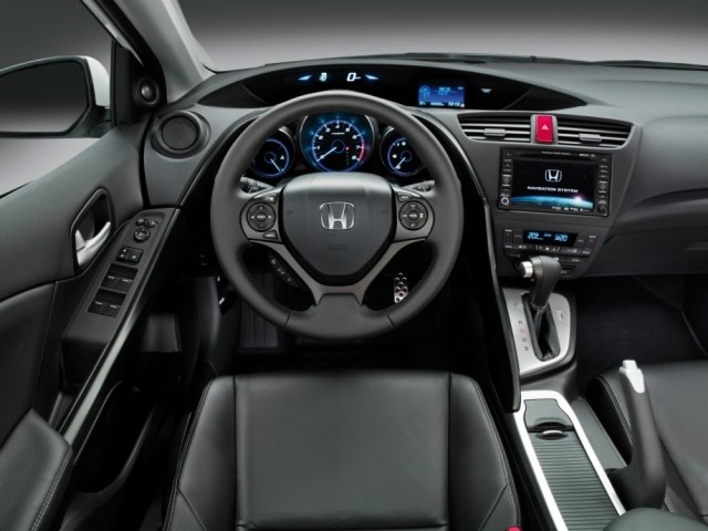 Honda Civic IX 5D (2012-н.в.)