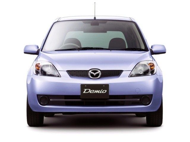 Mazda Demio (2002–2007)