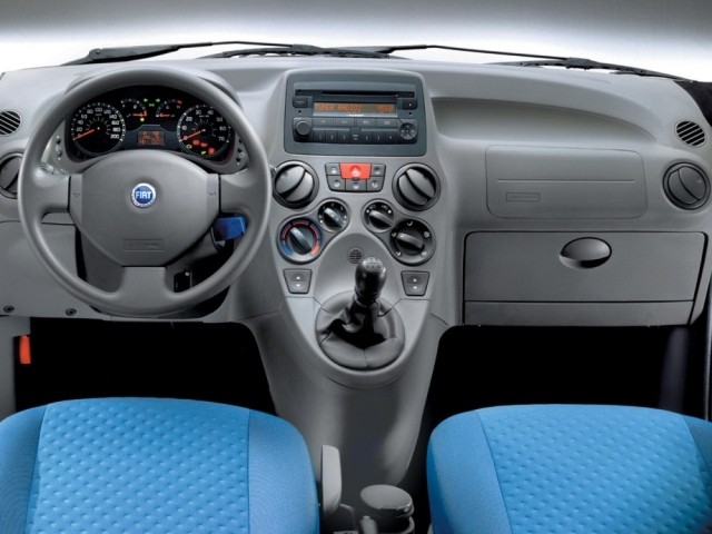 Fiat Panda II (2003-2012) 196