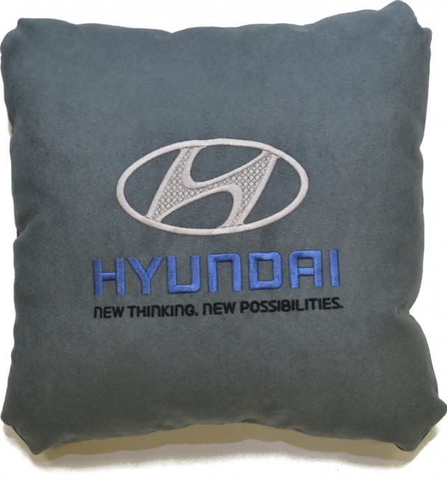 Подушка замшевая Hyundai (А101- серая)