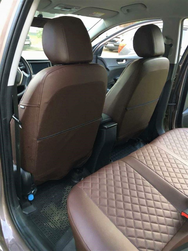 Чехлы Автопилот Hyundai Tucson III (2015>) - черно-коричневые, алькантара, ромб