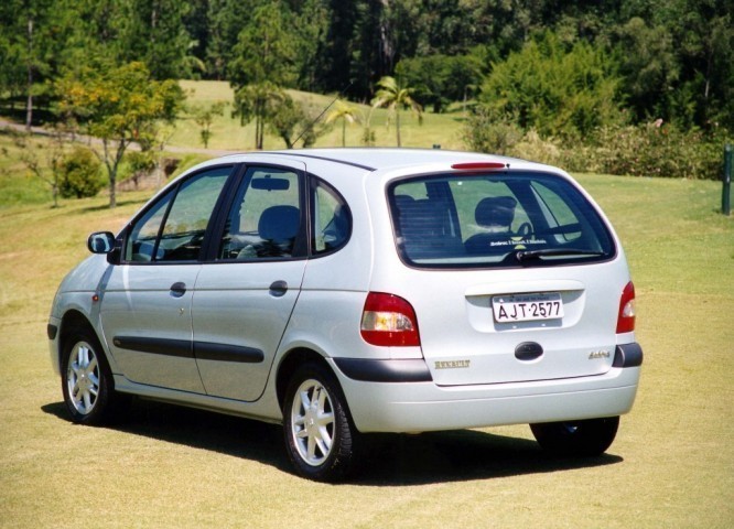 Renault Scenic (1996>)